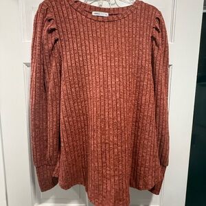Women's Ribbed Crew Neck Sweater - Rust